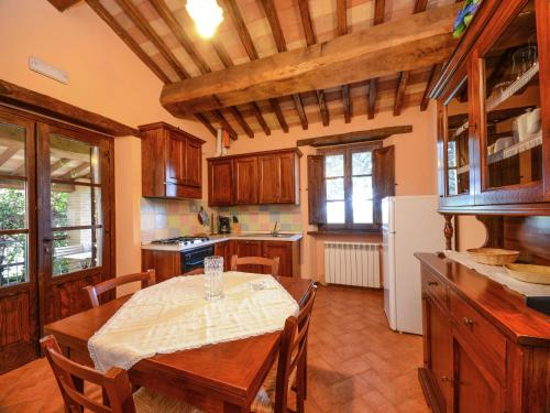 Superb Holiday Home in Umbria With Swimming Pool, Perugia
