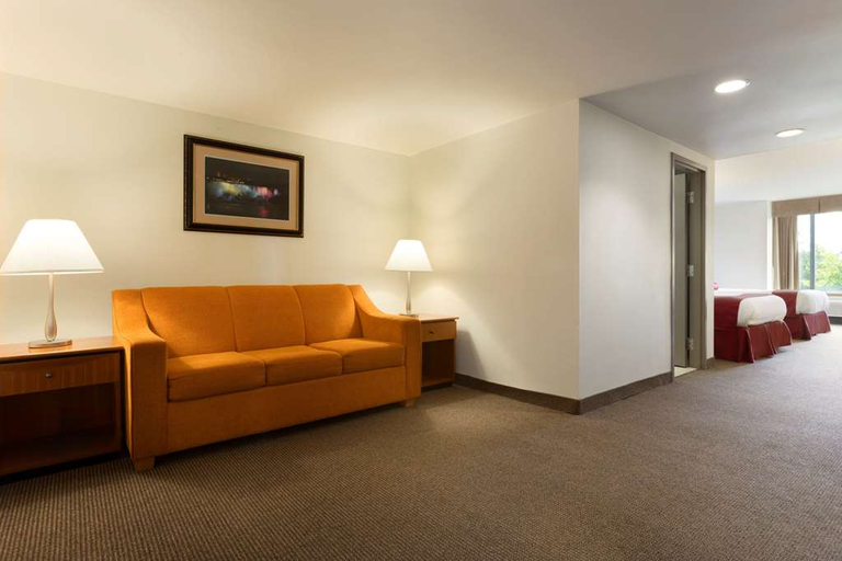Public Area 2, Falls Hotel and Inn, Niagara