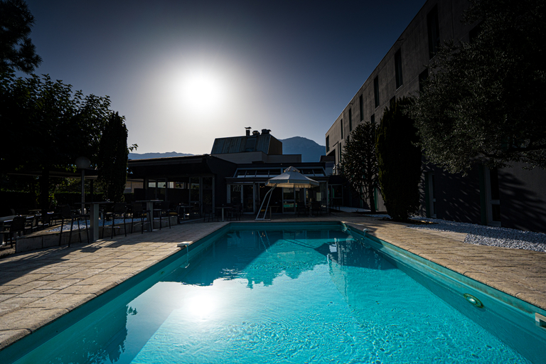 Sport & Beauty 2, PoMo Hotel & Restaurant, Isère