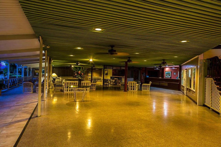 Public Area 2, Starfish Tobago