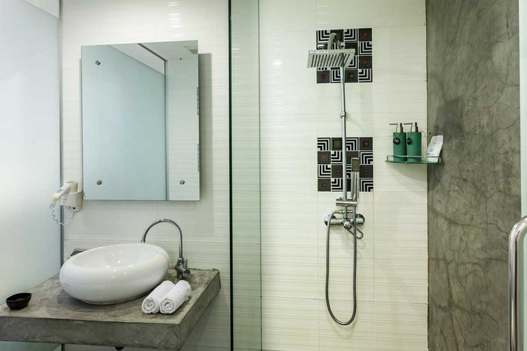 Bathroom 5, Citin Armoni Patong Hotel by Compass Hospitality, Pulau Phuket