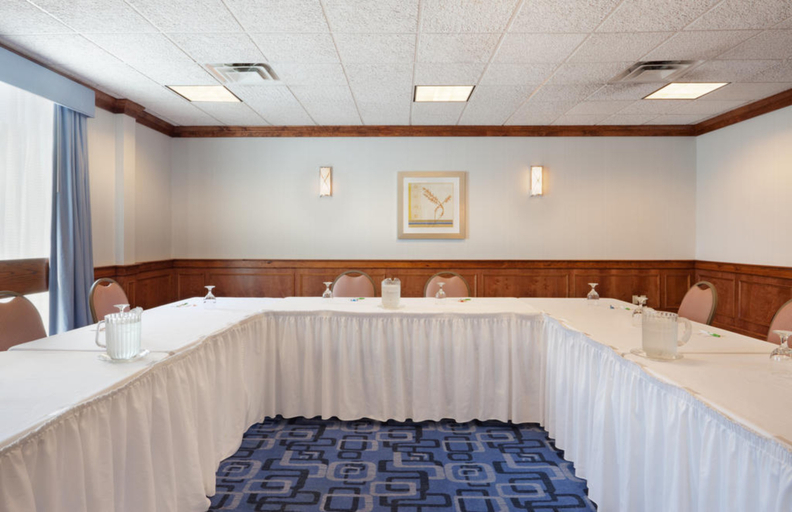 Public Area 3, Iris Hotel Cape Cod, Barnstable