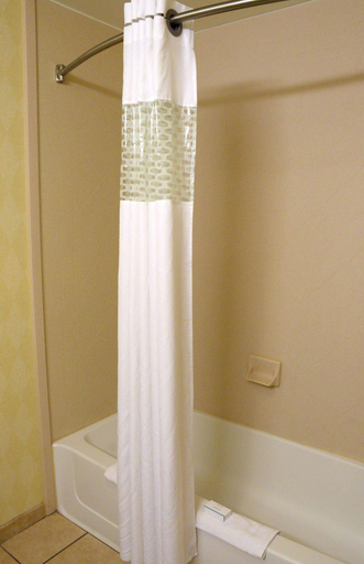 Bathroom 4, Hampton Inn & Suites Birmingham-Hoover-Galleria, Jefferson