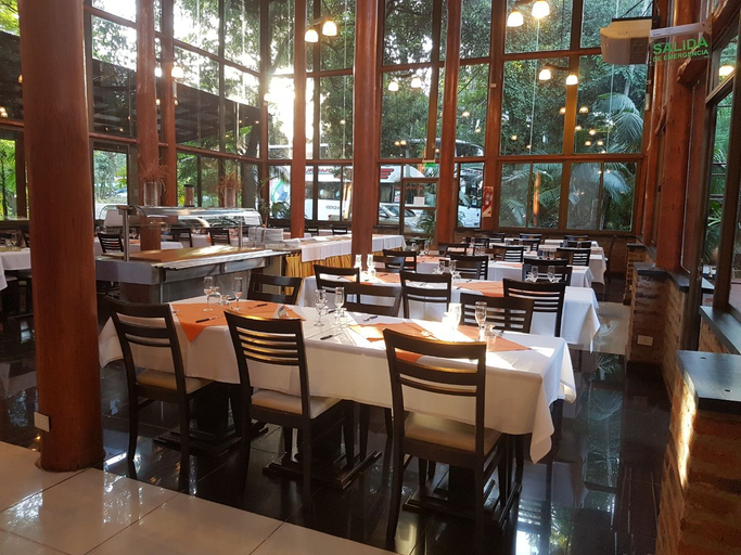 Food & Drinks 3, Don Horacio, Iguazú
