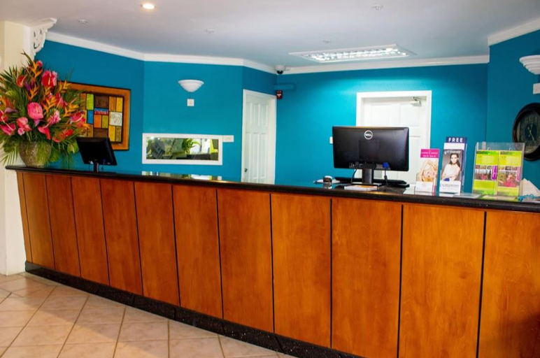 Public Area 3, Bay Gardens Inn