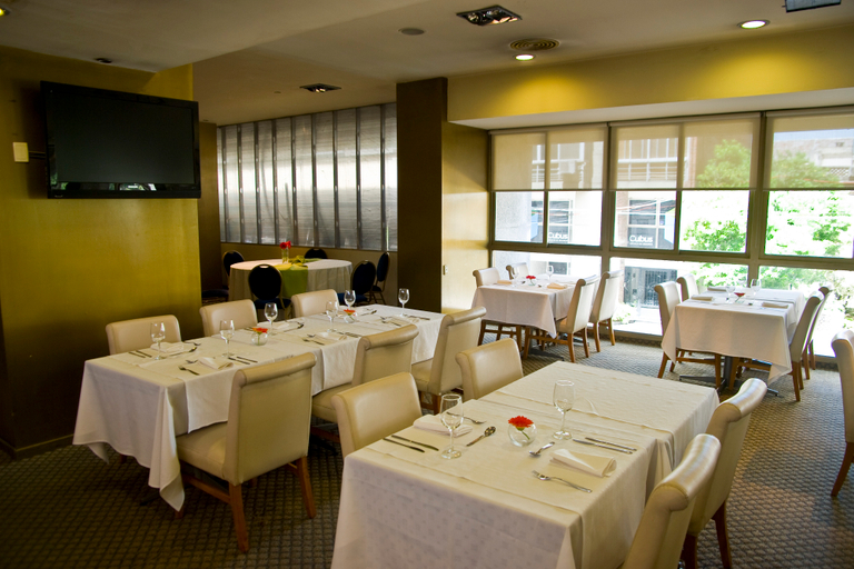 Food & Drinks 5, Ariston Rosario, Rosario