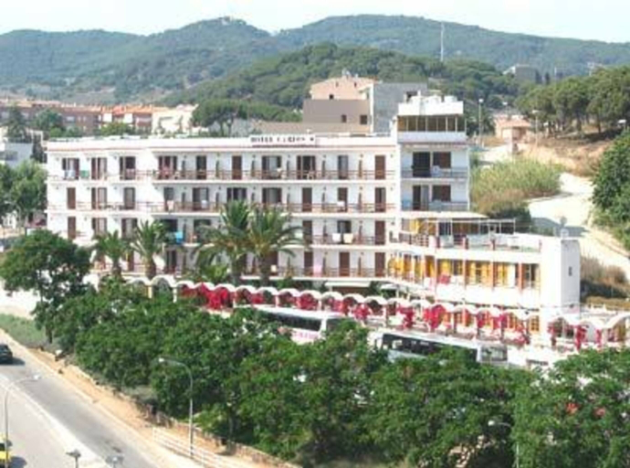 Exterior & Views, Carlos, Mapo