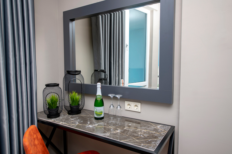 Bedroom 2, Tourist Hotel Antalya, Antalya