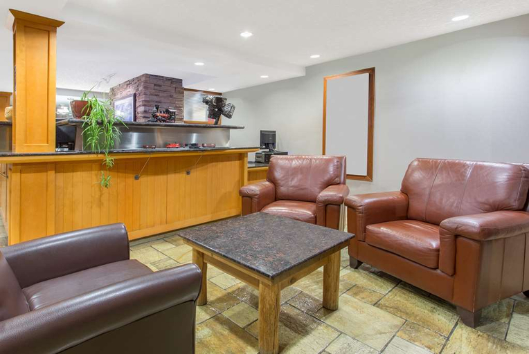 Public Area 2, Canmore Inn & Suites, Division No. 15