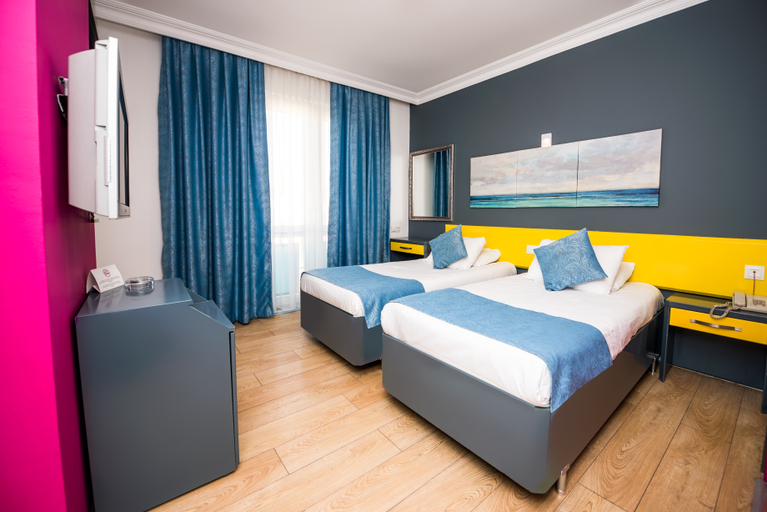Bedroom 3, Mera Park Hotel, Antalya