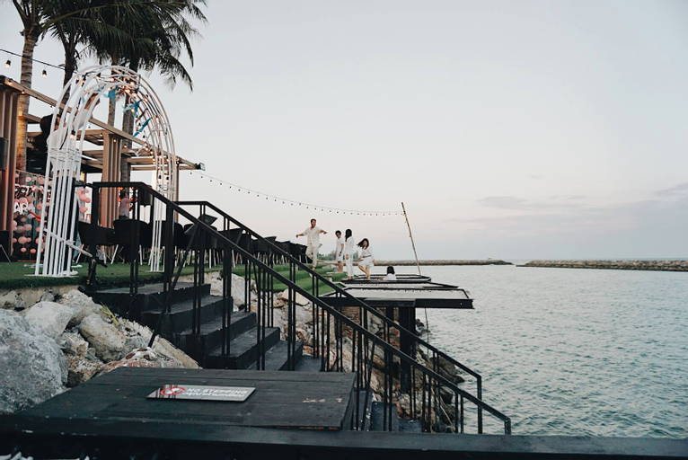 Eco Moment Beach Resort, Ban Laem