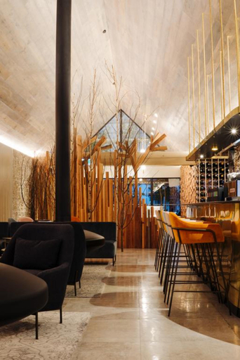 Public Area 4, Kamana Lakehouse, Queenstown-Lakes