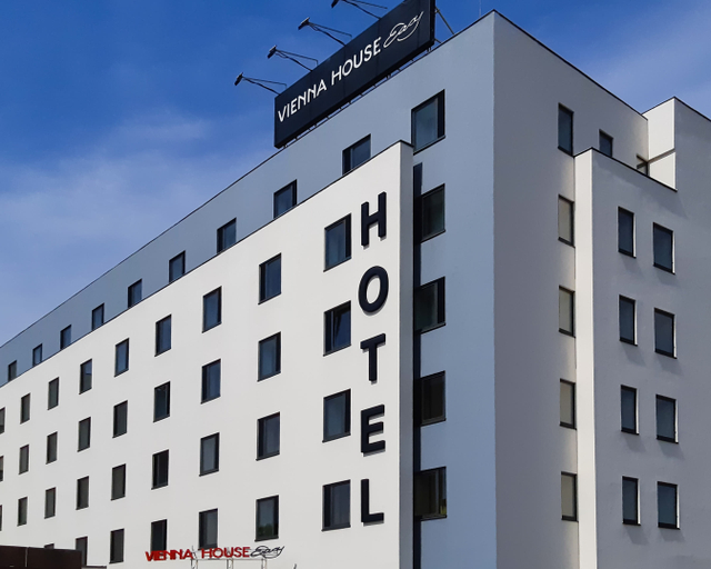 Exterior & Views 2, Vienna House Easy by Wyndham Bucharest Airport, Otopeni