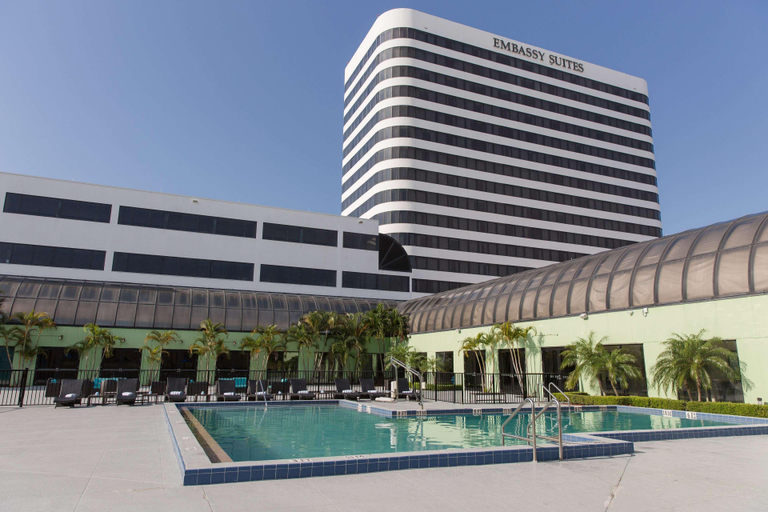 Sport & Beauty 2, Embassy Suites by Hilton West Palm Beach Central, Palm Beach