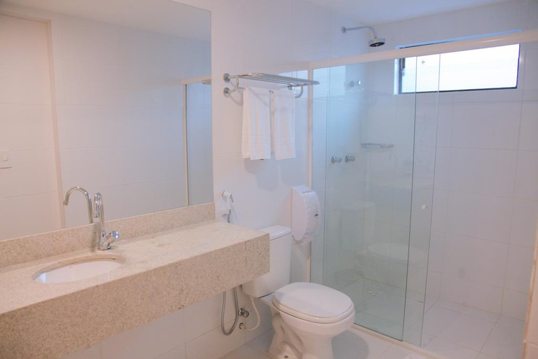 Bathroom 4, Slim Pajuçara by Tropicalis, Maceió (capital)