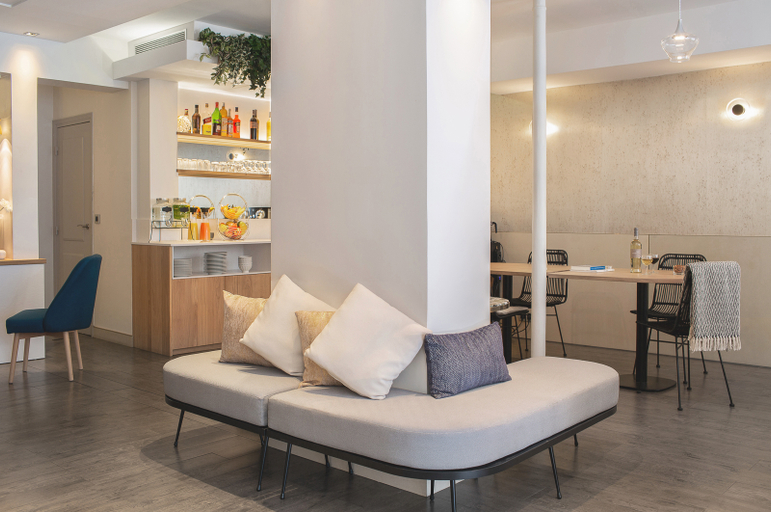 Public Area 4, Hotel Opera Marigny, Paris