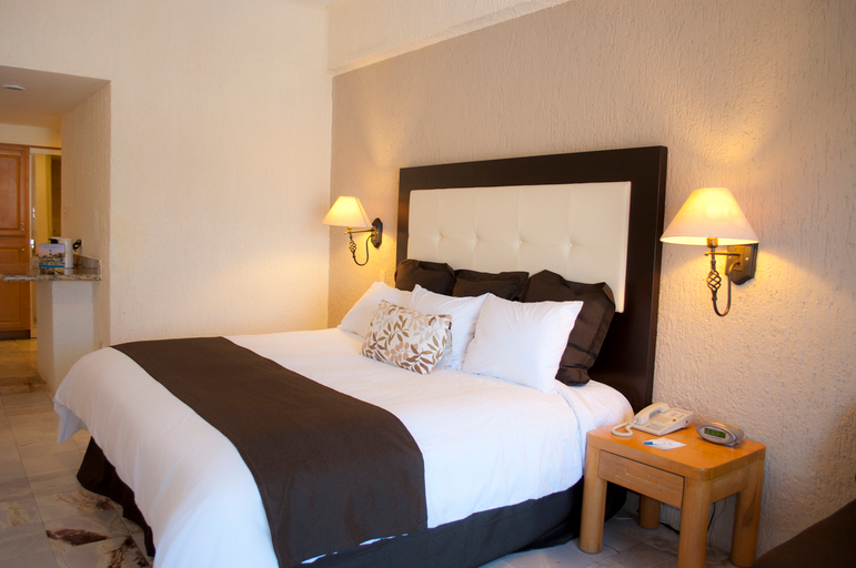 Bedroom 4, Marinaterra Hotel & Spa, Guaymas