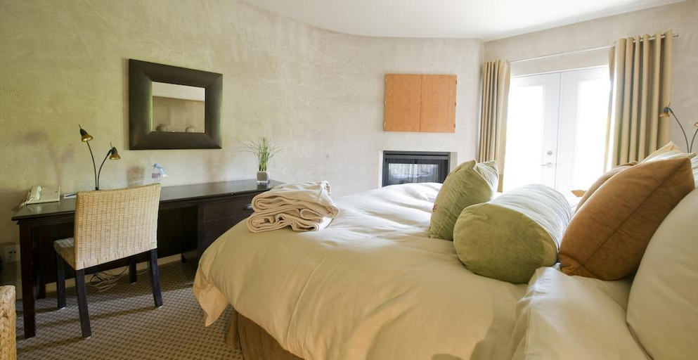 Bedroom 3, Chateau Bromont - Resort Hotels, La Haute-Yamaska
