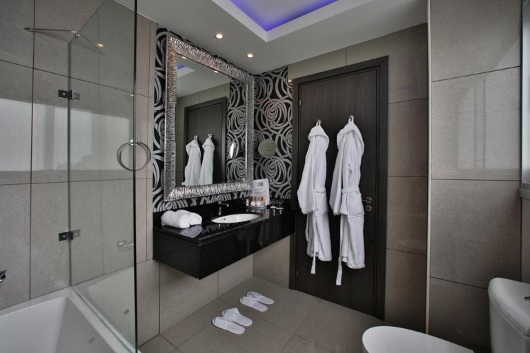 Bathroom 4, The Josephine Hotel, Larnaca