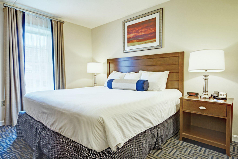 Bedroom 2, Club Wyndham Long Wharf, Newport