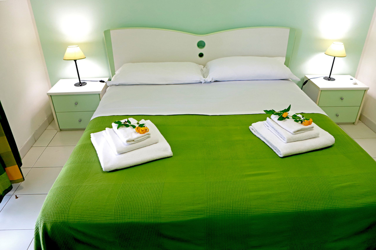 Bedroom 5, Portorosa Residence, Messina