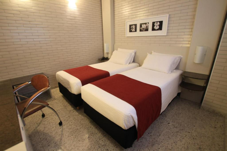 Bedroom 2, Hotel Confiance Batel, Curitiba