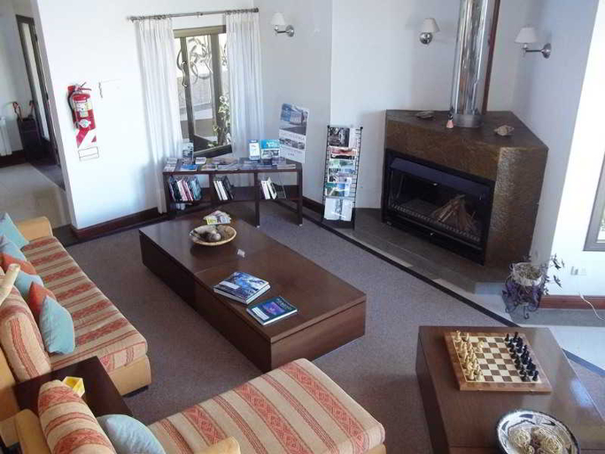 Public Area 2, Konke Calafate, Lago Argentino