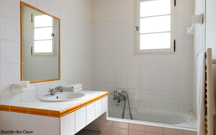 Bathroom 5, Résidence Lagrange Vacances Domaine de Fayence, Var