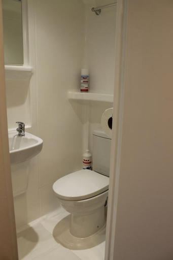 Bathroom 5, Smart Russell Square, London