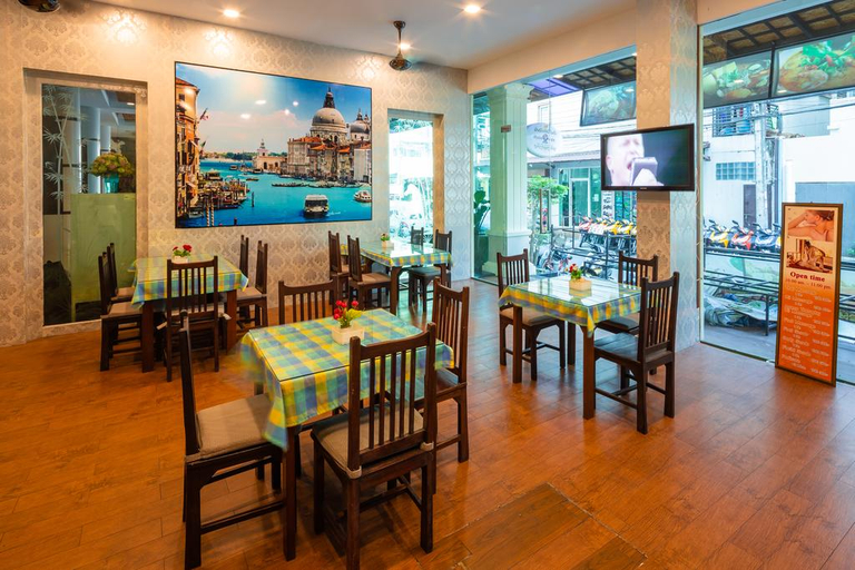 Food & Drinks, Azure Bangla Phuket, Pulau Phuket