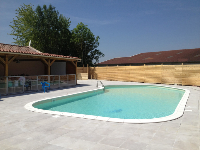 Sport & Beauty, Camping La Croix Badeau - Chalet, Aube