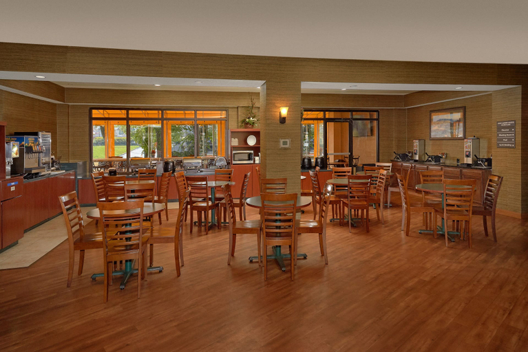 Food & Drinks 5, The Inn on the River Pigeon Forge, Sevier