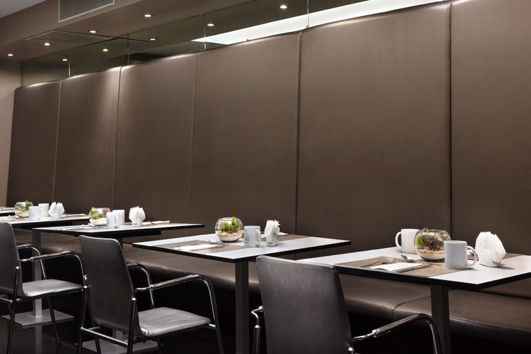 Food & Drinks 5, Exe Suites Reforma, Mexico City