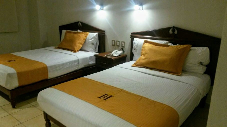 Bedroom 3, Imperial Veracruz, Veracruz
