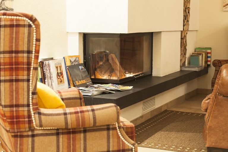 Public Area 3, Der Waldhof Hotel, Landeck