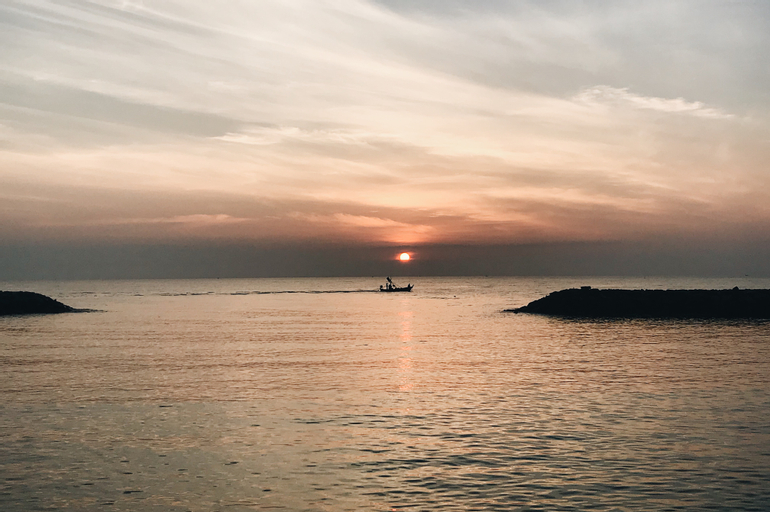 Eco Moment Beach Resort, Ban Laem