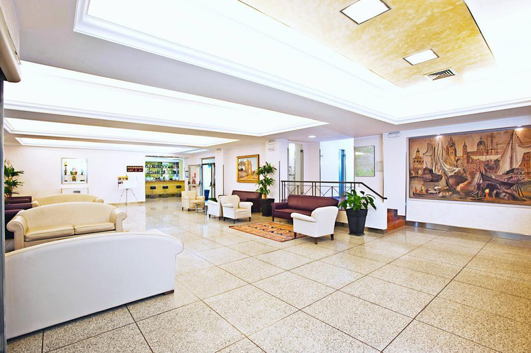 Public Area 2, Albergo Mediterraneo, Palermo