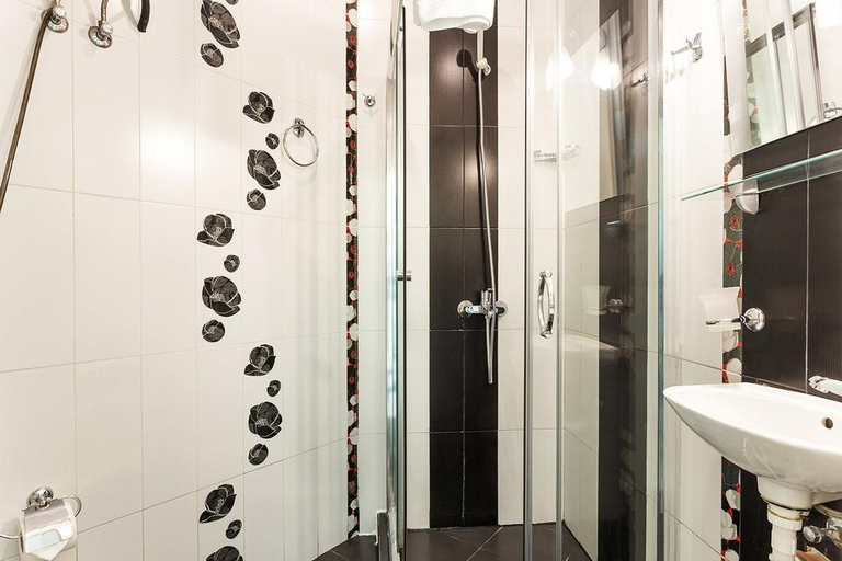 Bathroom 4, Blue Pearl Hotel, Nesebar