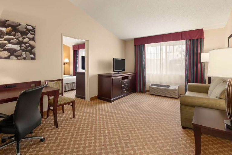 Exterior & Views 2, Country Inn & Suites by Radisson, Sioux Falls, Minnehaha