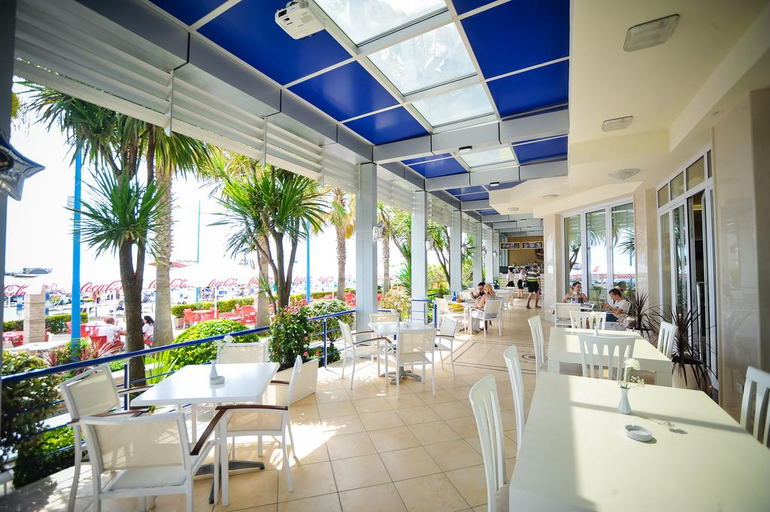 Food & Drinks 5, Iliria International, Durrësit