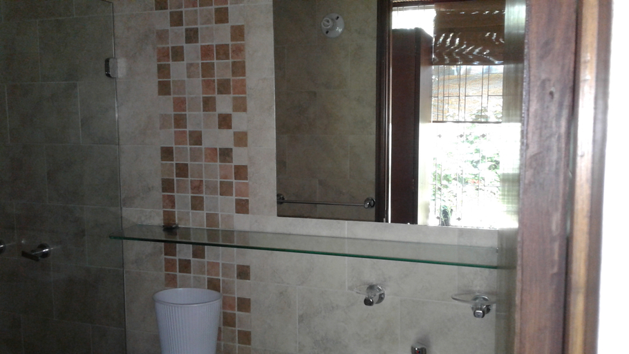 Bathroom 5, Hostal Bogota Real, Santafé de Bogotá