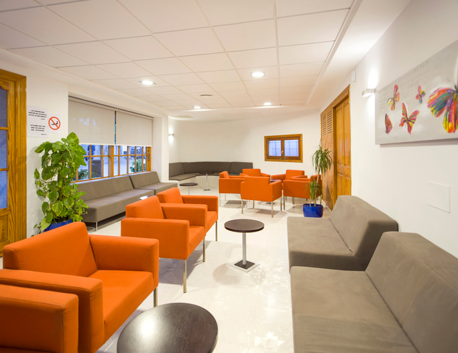 Public Area 4, Hostal Adelino, Baleares