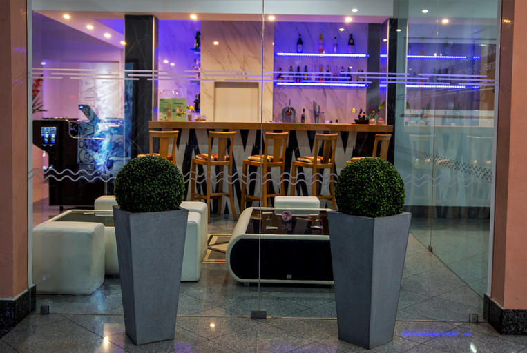 Public Area 4, Hotel Maritur - Adults Only by Pierre & Vacances, Albufeira