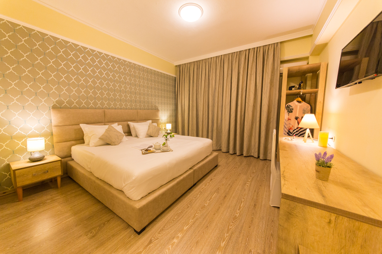 Bedroom 3, Hotel Baron, Tiranës