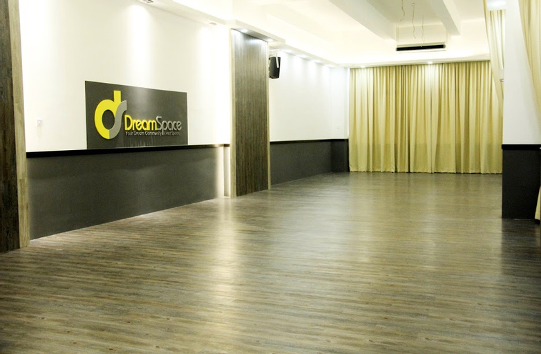 1 Tebrau Suites By Subhome, Johor Bahru