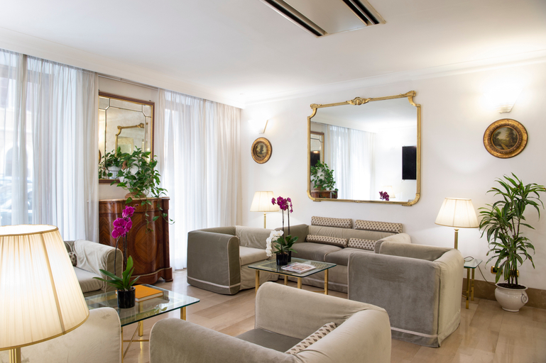 Public Area 3, Hotel Cecil, Rome