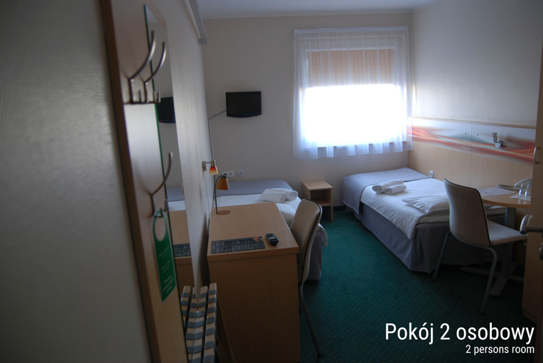 Bedroom 4, Economy Silesian Hotel, Katowice City