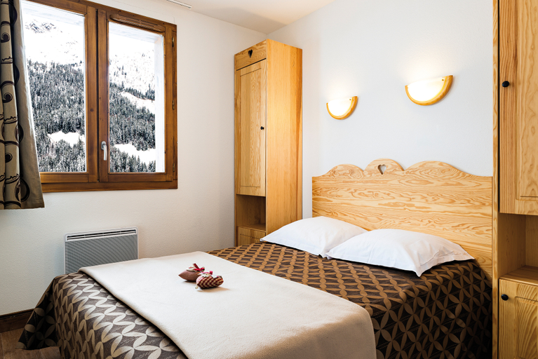 Bedroom, Lagrange Vacances Les Chalets du Mont Blanc, Savoie