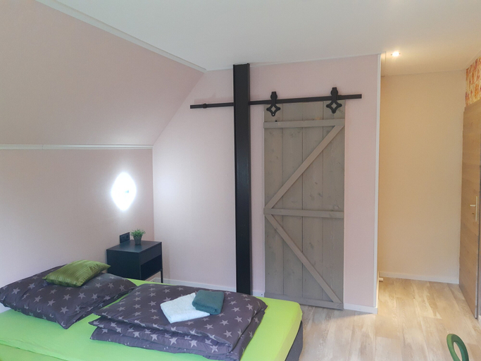 Bedroom 5, Gasthaus Düther Schleuse, Emsland