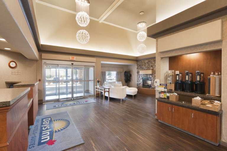 Public Area, Days Inn by Wyndham Medicine Hat, Division No. 1